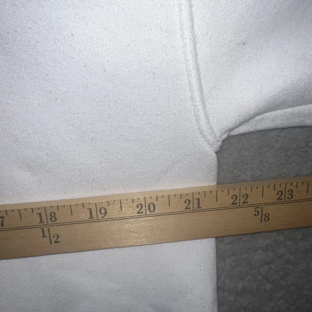 Pac-Man C-Life Sweater Men's Size M White Graphic 